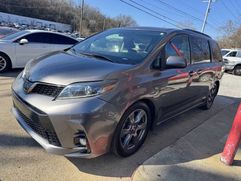 toyota sienna 2018 5TDXZ3DC3JS934940 image toyota sienna 2018 5TDXZ3DC3JS934940 image