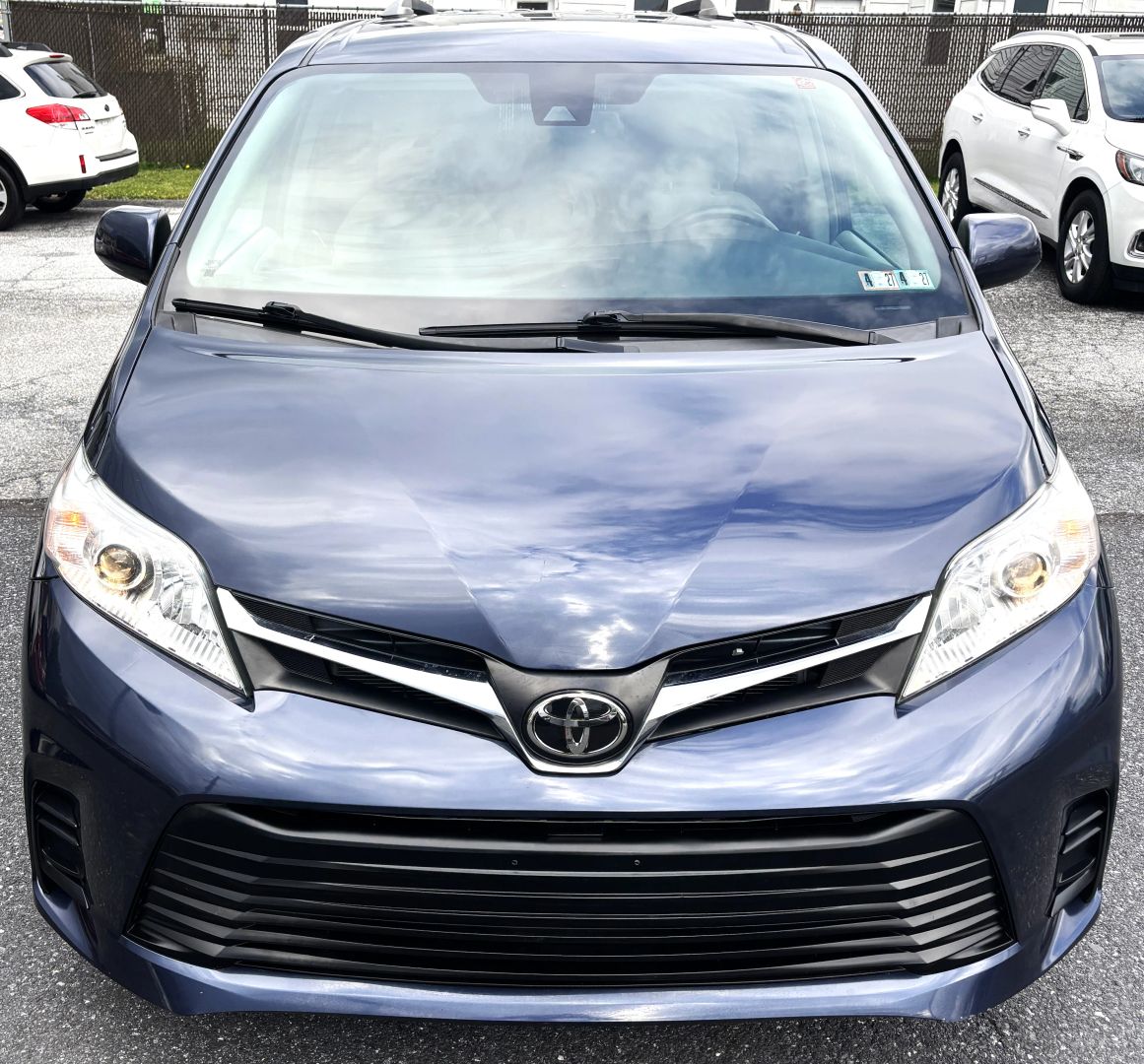 toyota sienna 2018 5TDJZ3DC0JS193538 image toyota sienna 2018 5TDJZ3DC0JS193538 image
