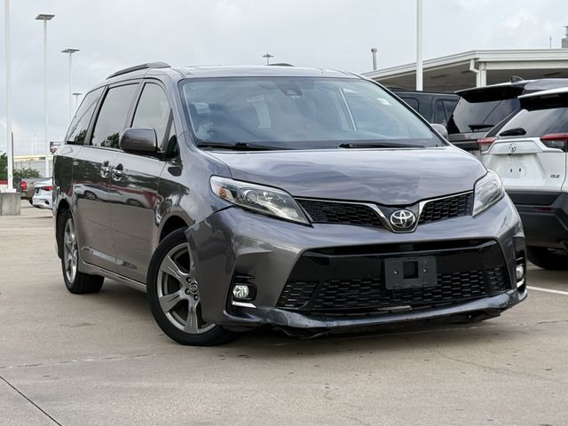 toyota sienna 2018 5TDXZ3DC1JS915190 image toyota sienna 2018 5TDXZ3DC1JS915190 image