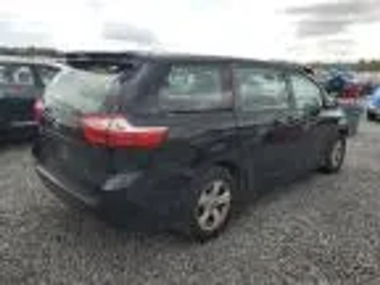 toyota sienna 2018 5TDZZ3DC5JS928730 image toyota sienna 2018 5TDZZ3DC5JS928730 image