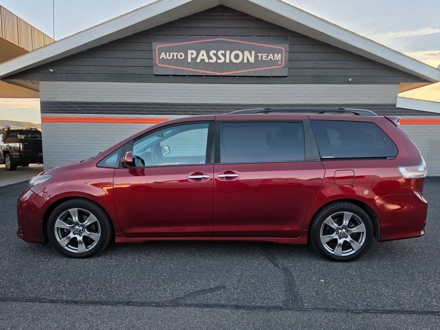 toyota sienna 2018 5TDXZ3DCXJS950312 image toyota sienna 2018 5TDXZ3DCXJS950312 image