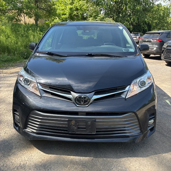 toyota sienna 2018 5TDDZ3DC3JS200267 image toyota sienna 2018 5TDDZ3DC3JS200267 image