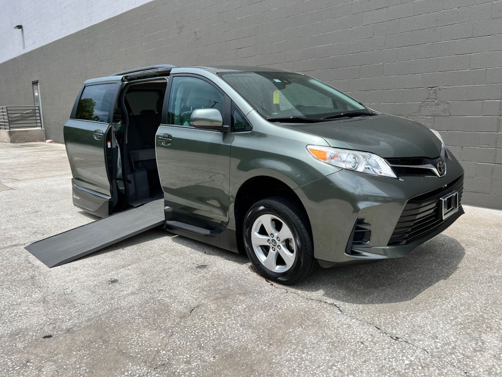 toyota sienna 2018 5TDKZ3DC9JS927453 image toyota sienna 2018 5TDKZ3DC9JS927453 image