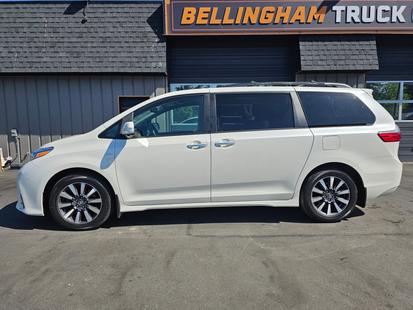 toyota sienna 2018 5TDDZ3DC2JS208490 image toyota sienna 2018 5TDDZ3DC2JS208490 image