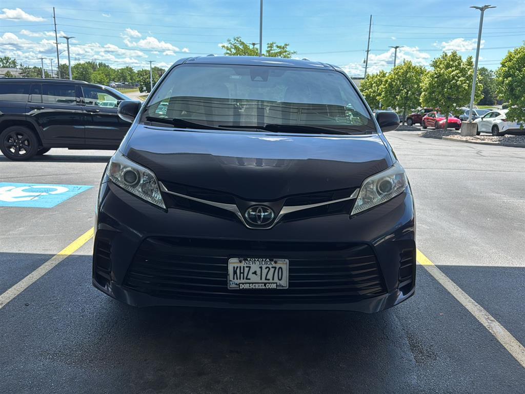 toyota sienna 2018 5TDKZ3DC2JS907187 image toyota sienna 2018 5TDKZ3DC2JS907187 image
