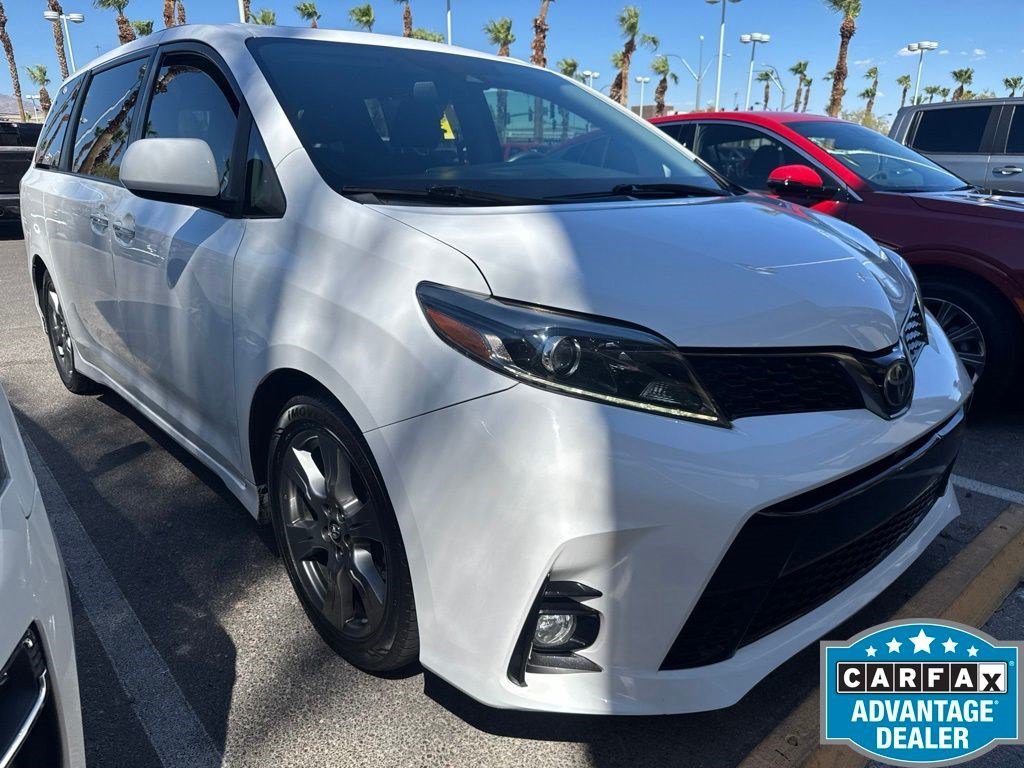 toyota sienna 2018 5TDXZ3DC3JS915157 image toyota sienna 2018 5TDXZ3DC3JS915157 image