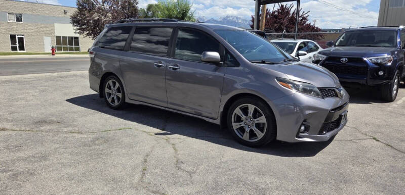 toyota sienna 2018 5TDXZ3DC0JS913253 image toyota sienna 2018 5TDXZ3DC0JS913253 image