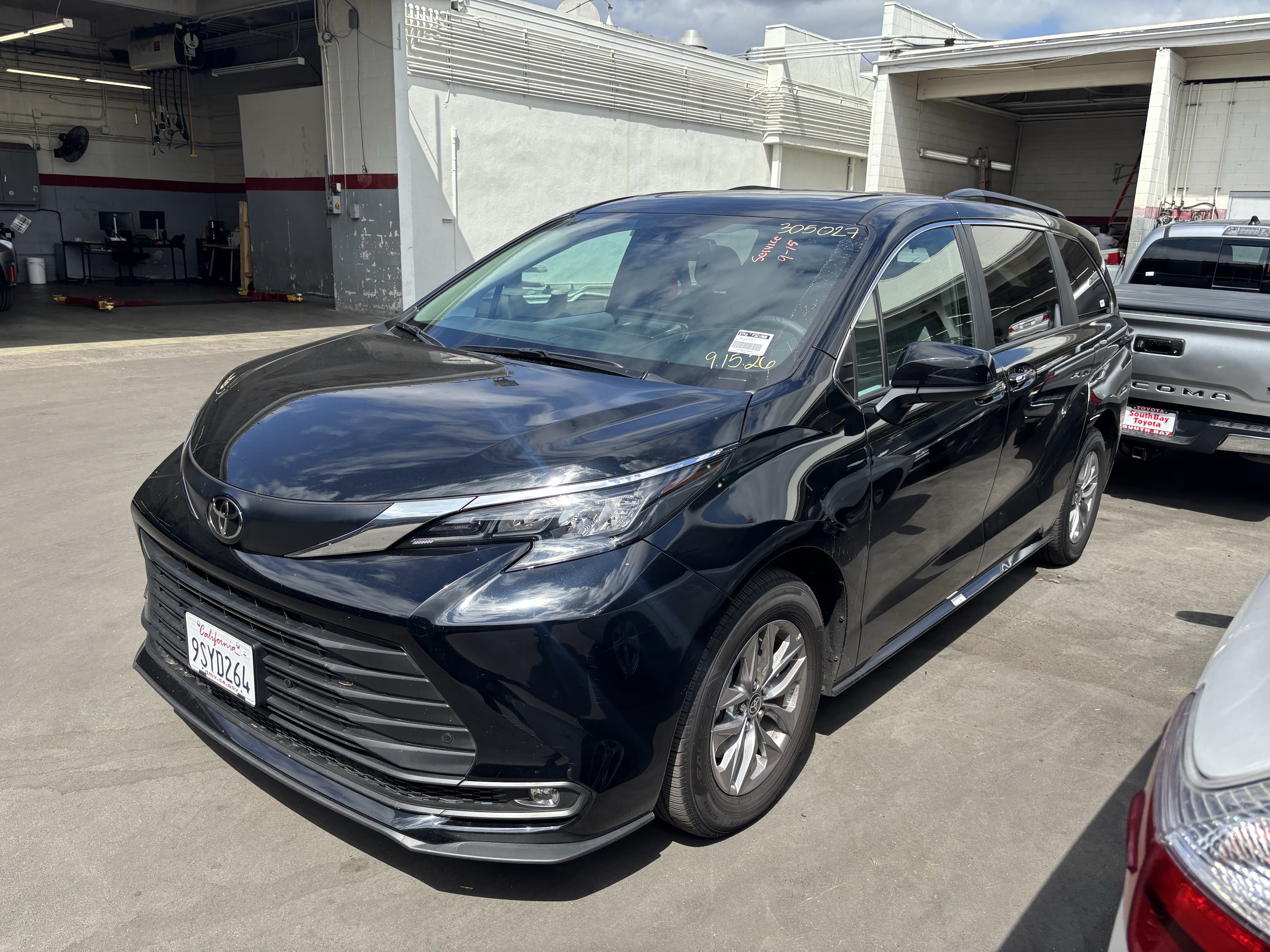 toyota sienna 2026 5TDYRKEC8TS305027 image toyota sienna 2026 5TDYRKEC8TS305027 image
