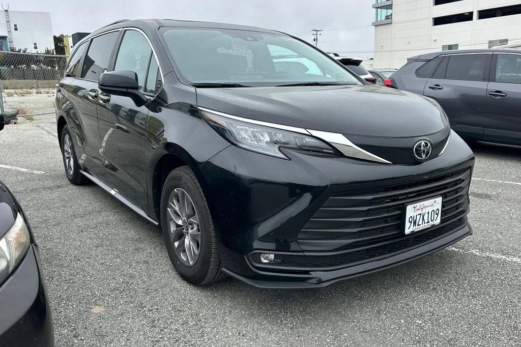 toyota sienna 2026 5TDYRKEC4TS299758 image toyota sienna 2026 5TDYRKEC4TS299758 image