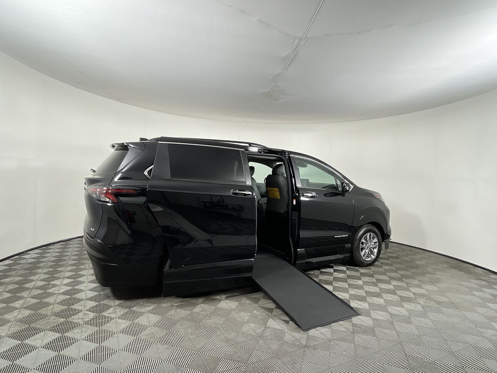 toyota sienna 2026 5TDYSKFC7TS232851 image toyota sienna 2026 5TDYSKFC7TS232851 image