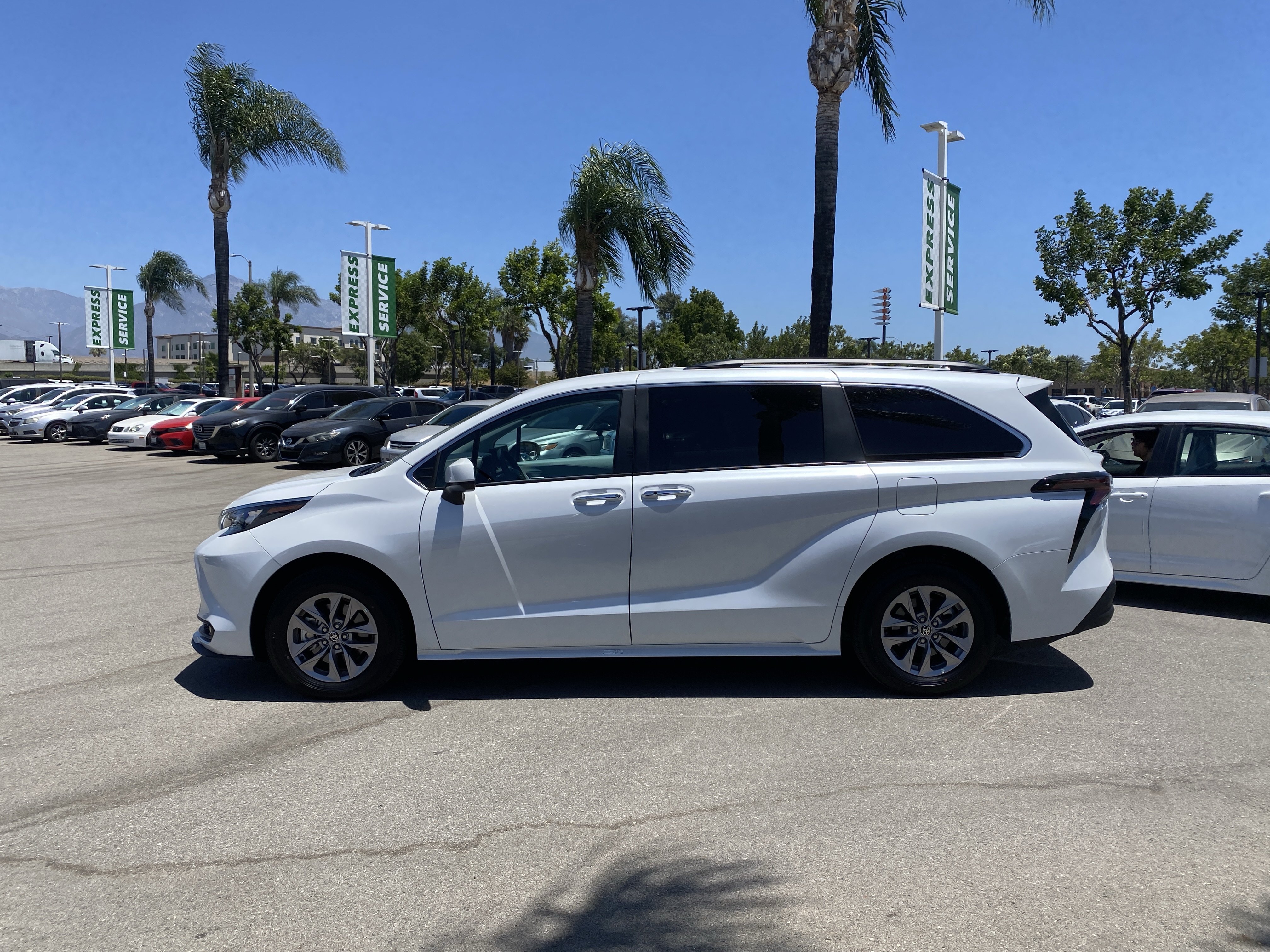 toyota sienna 2026 5TDYRKEC0TS298932 image toyota sienna 2026 5TDYRKEC0TS298932 image