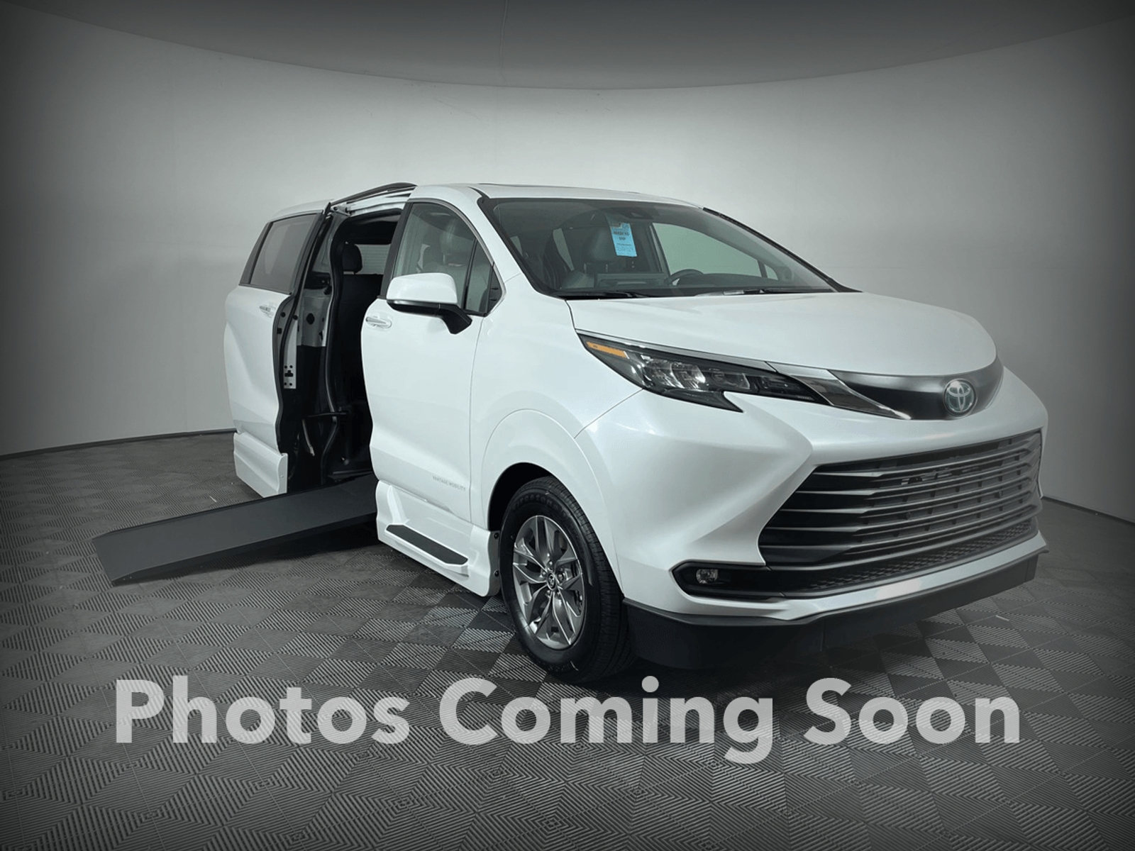 toyota sienna 2026 5TDYSKFCXTS239244 image toyota sienna 2026 5TDYSKFCXTS239244 image