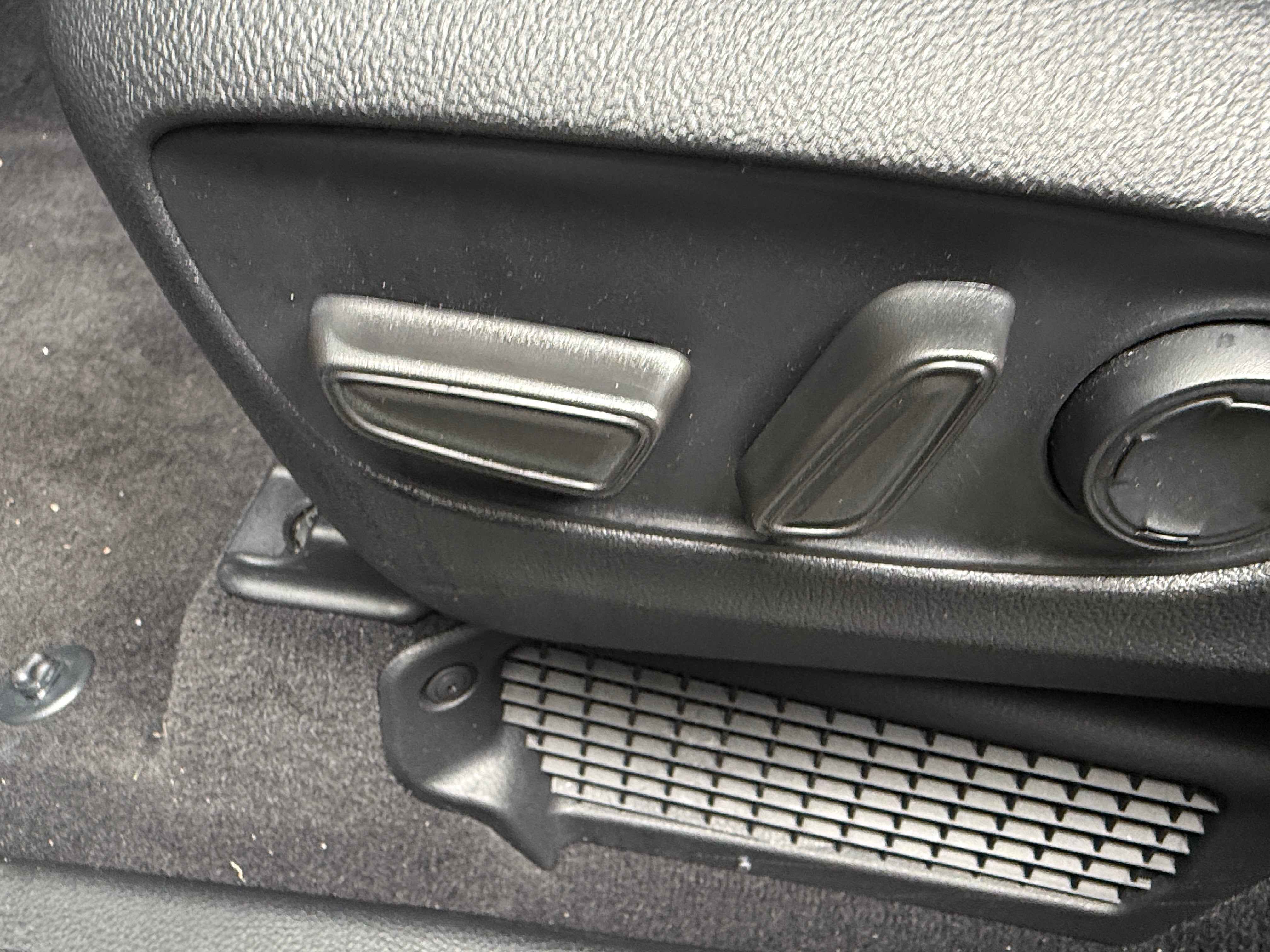 toyota sienna 2026 5TDYRKEC1TS294713 image toyota sienna 2026 5TDYRKEC1TS294713 image