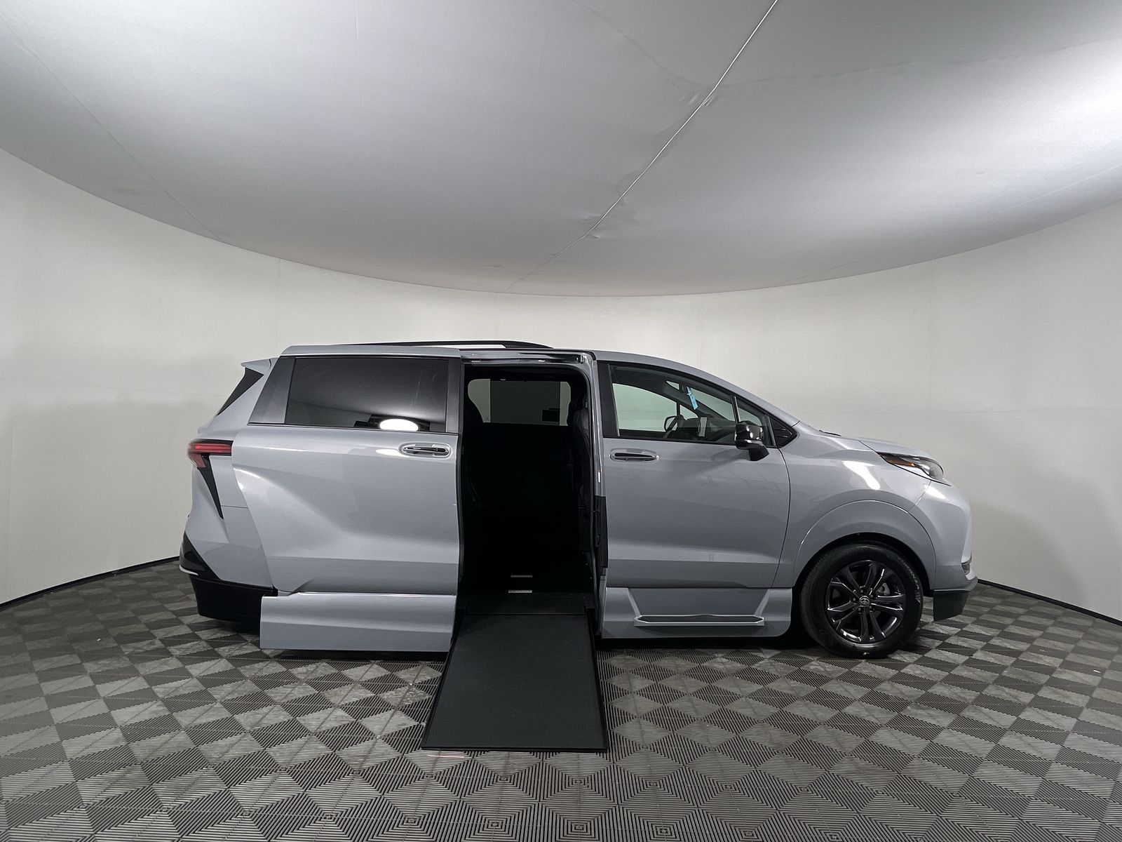 toyota sienna 2026 5TDXSKFC6TS245182 image toyota sienna 2026 5TDXSKFC6TS245182 image