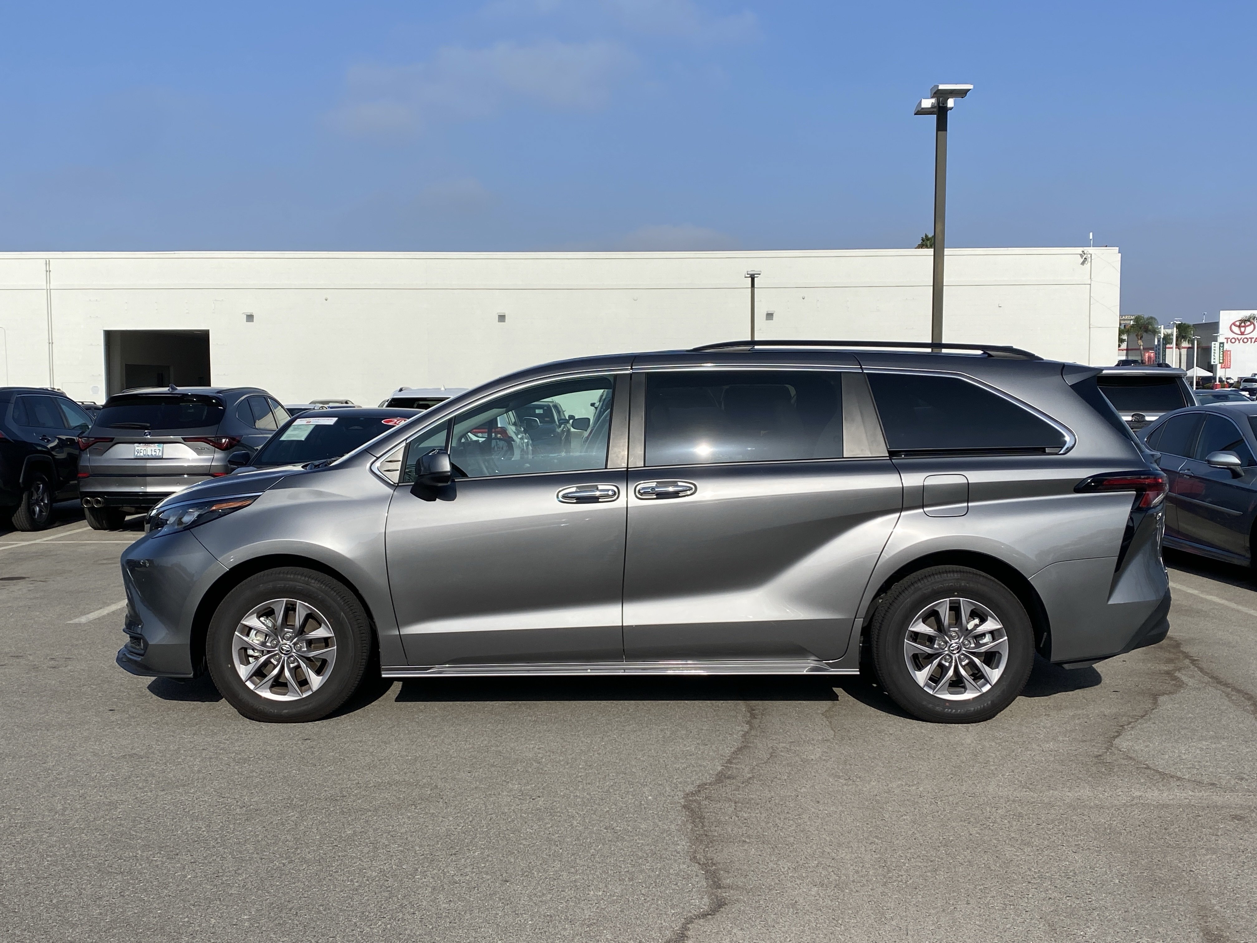 toyota sienna 2026 5TDYRKEC2TS304309 image toyota sienna 2026 5TDYRKEC2TS304309 image