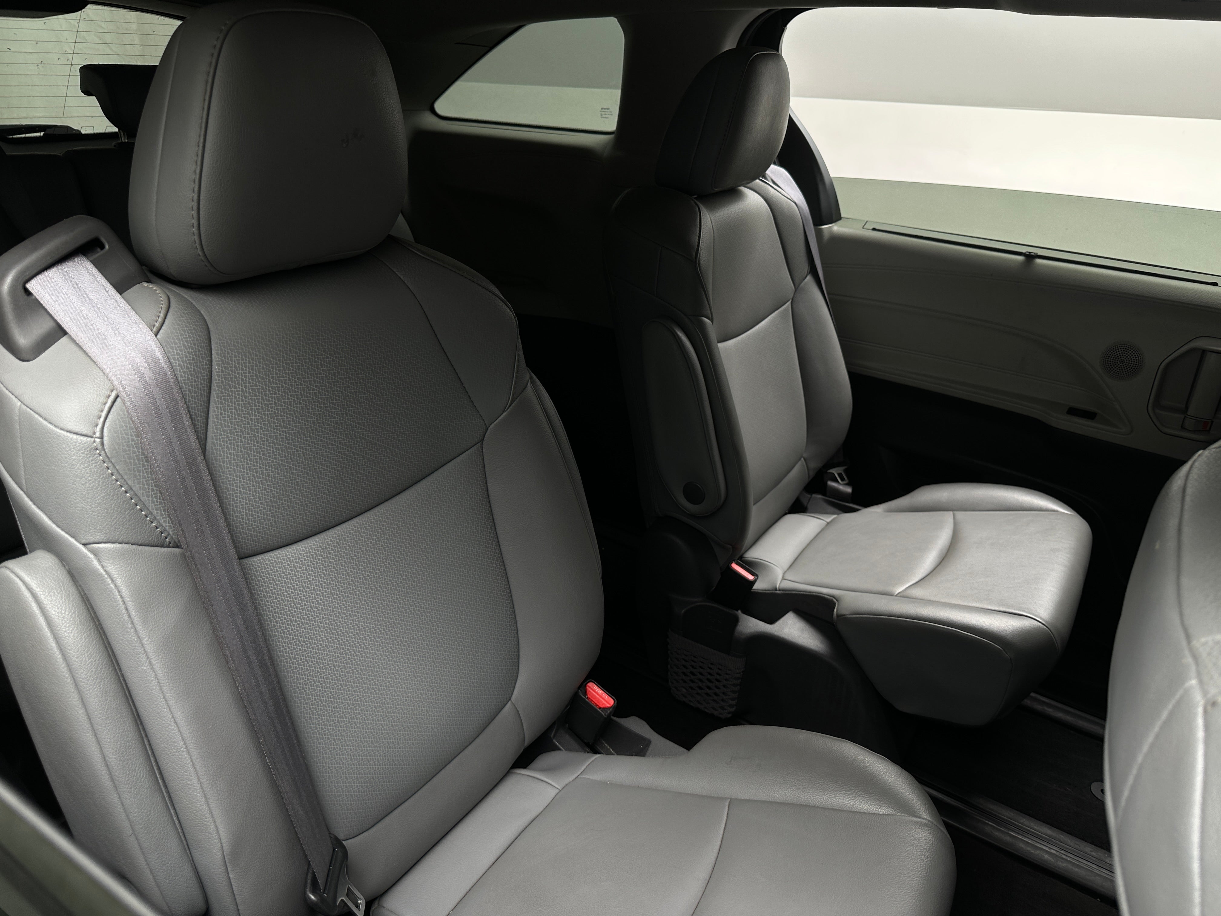 toyota sienna 2021 5TDYSKFC8MS027802 image toyota sienna 2021 5TDYSKFC8MS027802 image