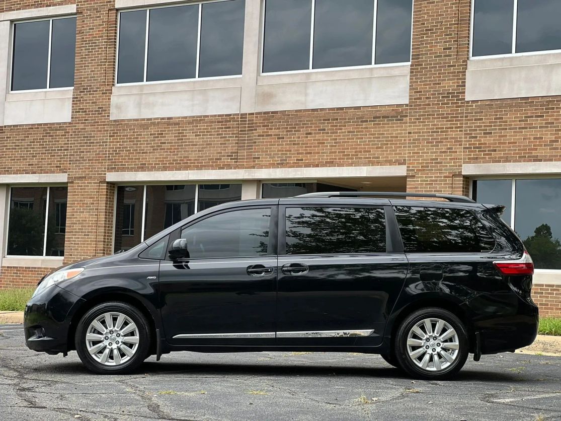 toyota sienna 2017 5TDJZ3DC0HS171338 image toyota sienna 2017 5TDJZ3DC0HS171338 image