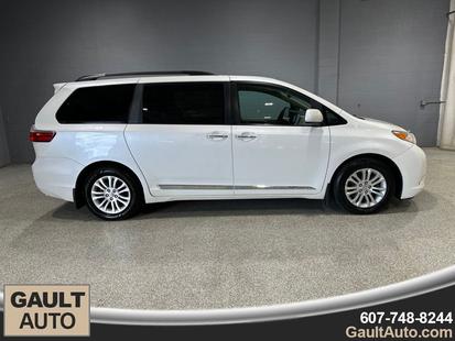 toyota sienna 2017 5TDYZ3DC0HS797082 image toyota sienna 2017 5TDYZ3DC0HS797082 image