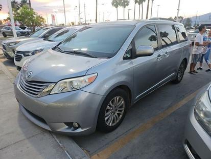 toyota sienna 2017 5TDYZ3DC4HS897766 image toyota sienna 2017 5TDYZ3DC4HS897766 image