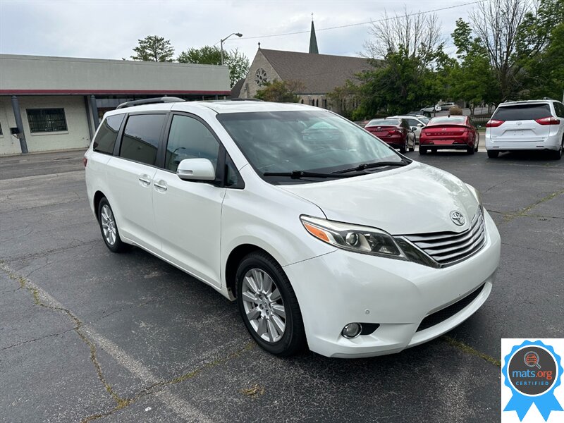toyota sienna 2017 5TDYZ3DC4HS774324 image toyota sienna 2017 5TDYZ3DC4HS774324 image