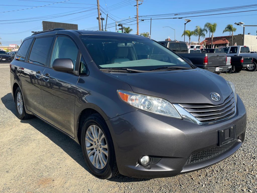 toyota sienna 2017 5TDYZ3DC3HS845917 image toyota sienna 2017 5TDYZ3DC3HS845917 image
