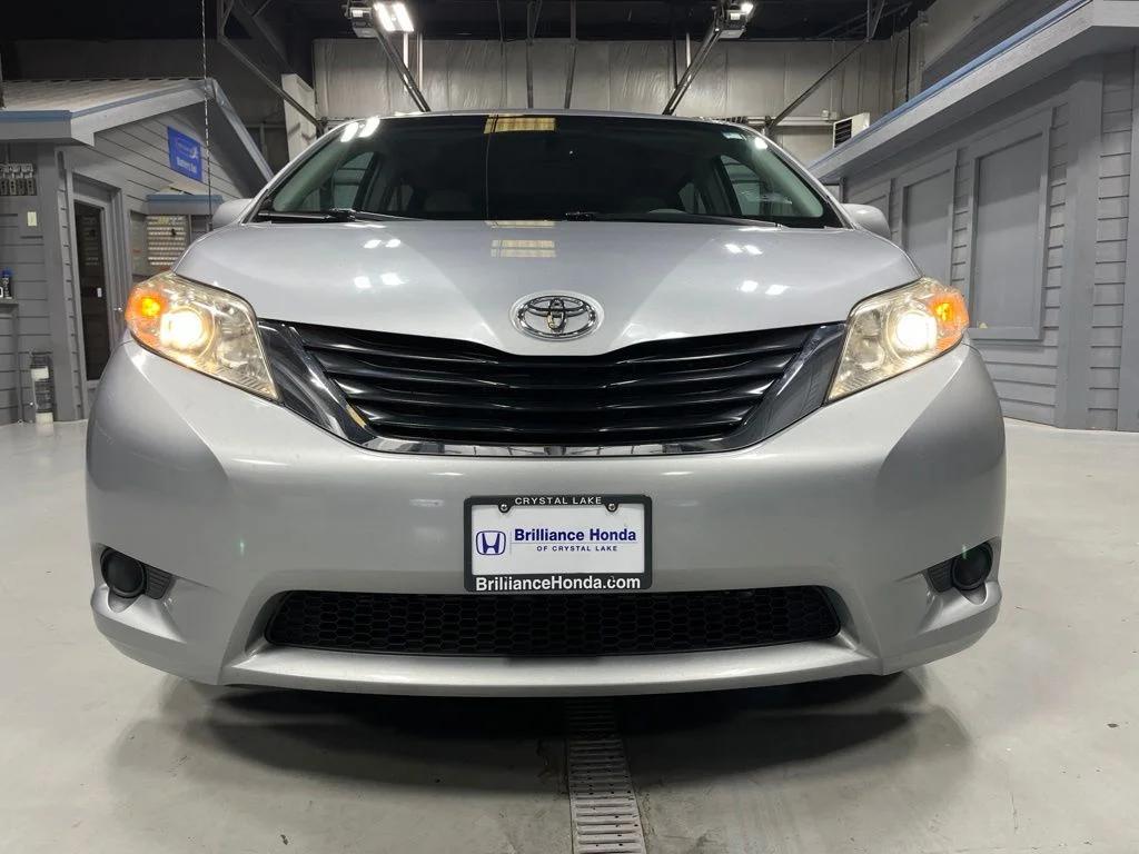 toyota sienna 2012 5TDKK3DC7CS184783 image toyota sienna 2012 5TDKK3DC7CS184783 image