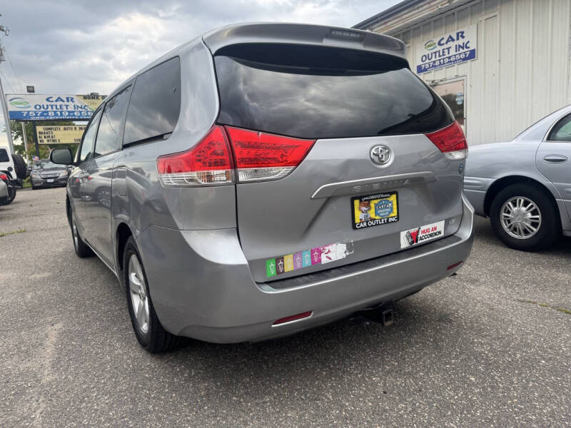 toyota sienna 2012 5TDKA3DC3CS015573 image toyota sienna 2012 5TDKA3DC3CS015573 image