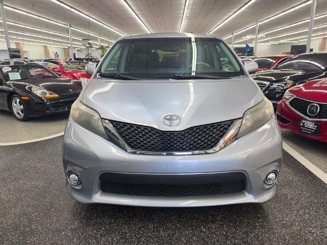 toyota sienna 2012 5TDXK3DC3CS270002 image toyota sienna 2012 5TDXK3DC3CS270002 image