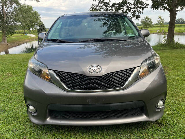toyota sienna 2012 5TDXK3DC7CS219327 image toyota sienna 2012 5TDXK3DC7CS219327 image