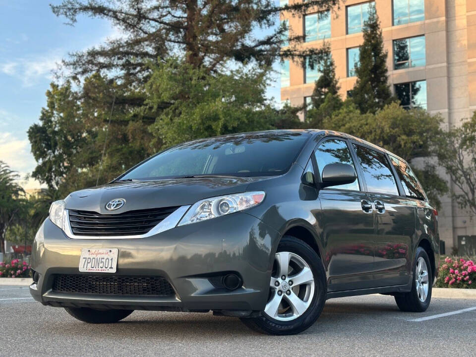 toyota sienna 2012 5TDKK3DC5CS260467 image toyota sienna 2012 5TDKK3DC5CS260467 image