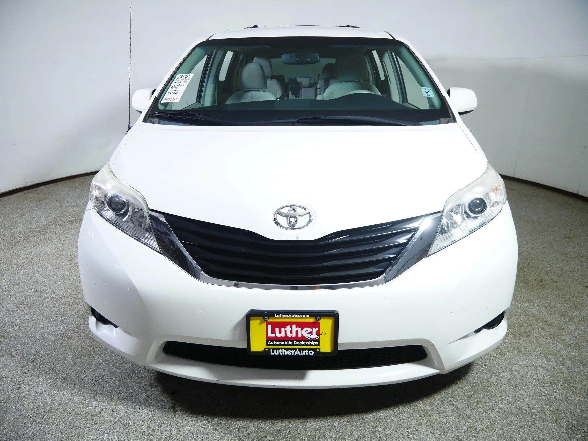 toyota sienna 2012 5TDKK3DC2CS203479 image toyota sienna 2012 5TDKK3DC2CS203479 image