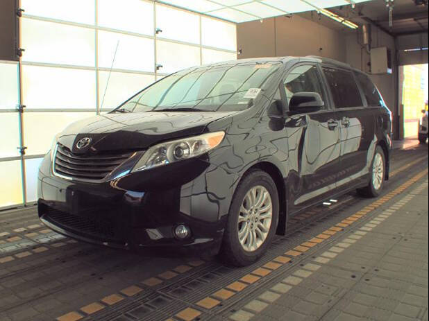 toyota sienna 2012 5TDYK3DC7CS207361 image toyota sienna 2012 5TDYK3DC7CS207361 image