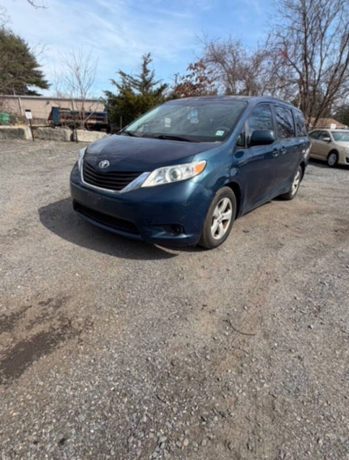 toyota sienna 2012 5TDKK3DCXCS194160 image toyota sienna 2012 5TDKK3DCXCS194160 image