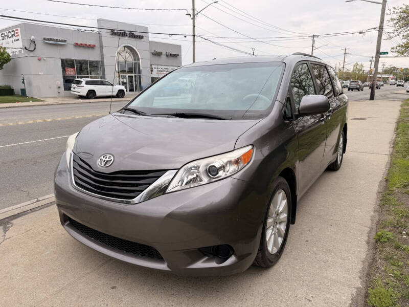 toyota sienna 2012 5TDJK3DC9CS035738 image toyota sienna 2012 5TDJK3DC9CS035738 image