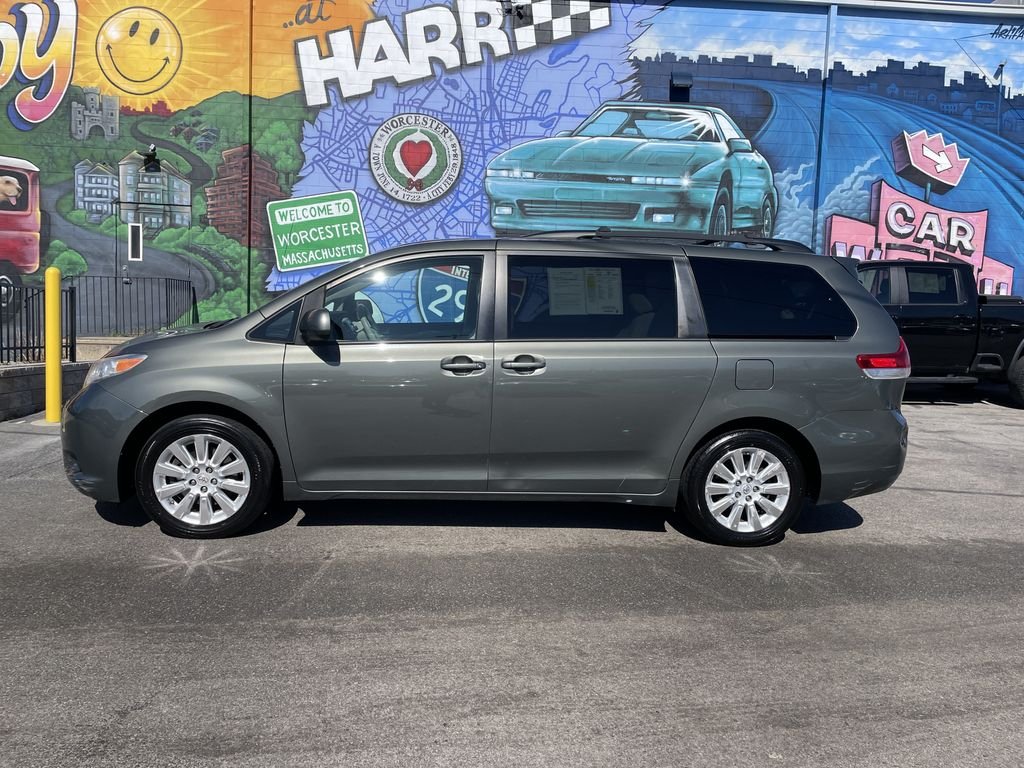 toyota sienna 2012 5TDJK3DC5CS045716 image toyota sienna 2012 5TDJK3DC5CS045716 image