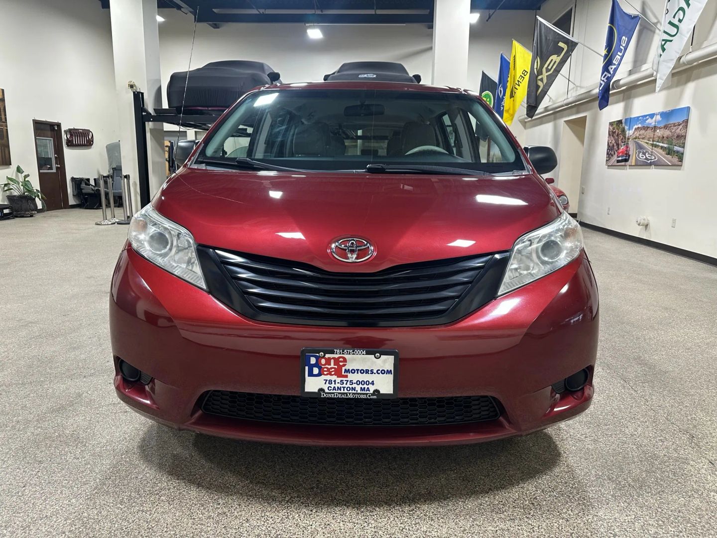 toyota sienna 2012 5TDKA3DC7CS010022 image