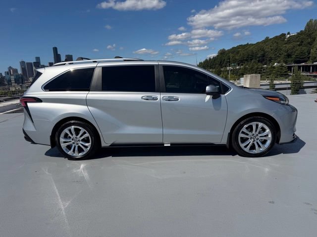 toyota sienna 2024 5TDERKEC3RS208040 image toyota sienna 2024 5TDERKEC3RS208040 image