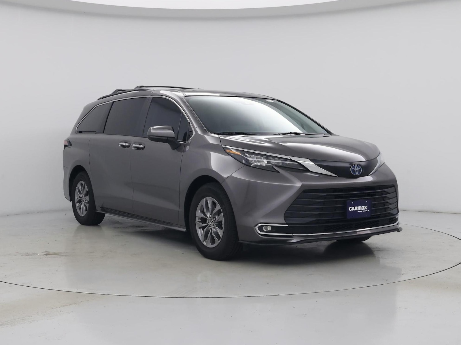 toyota sienna 2024 5TDYSKFCXRS111319 image