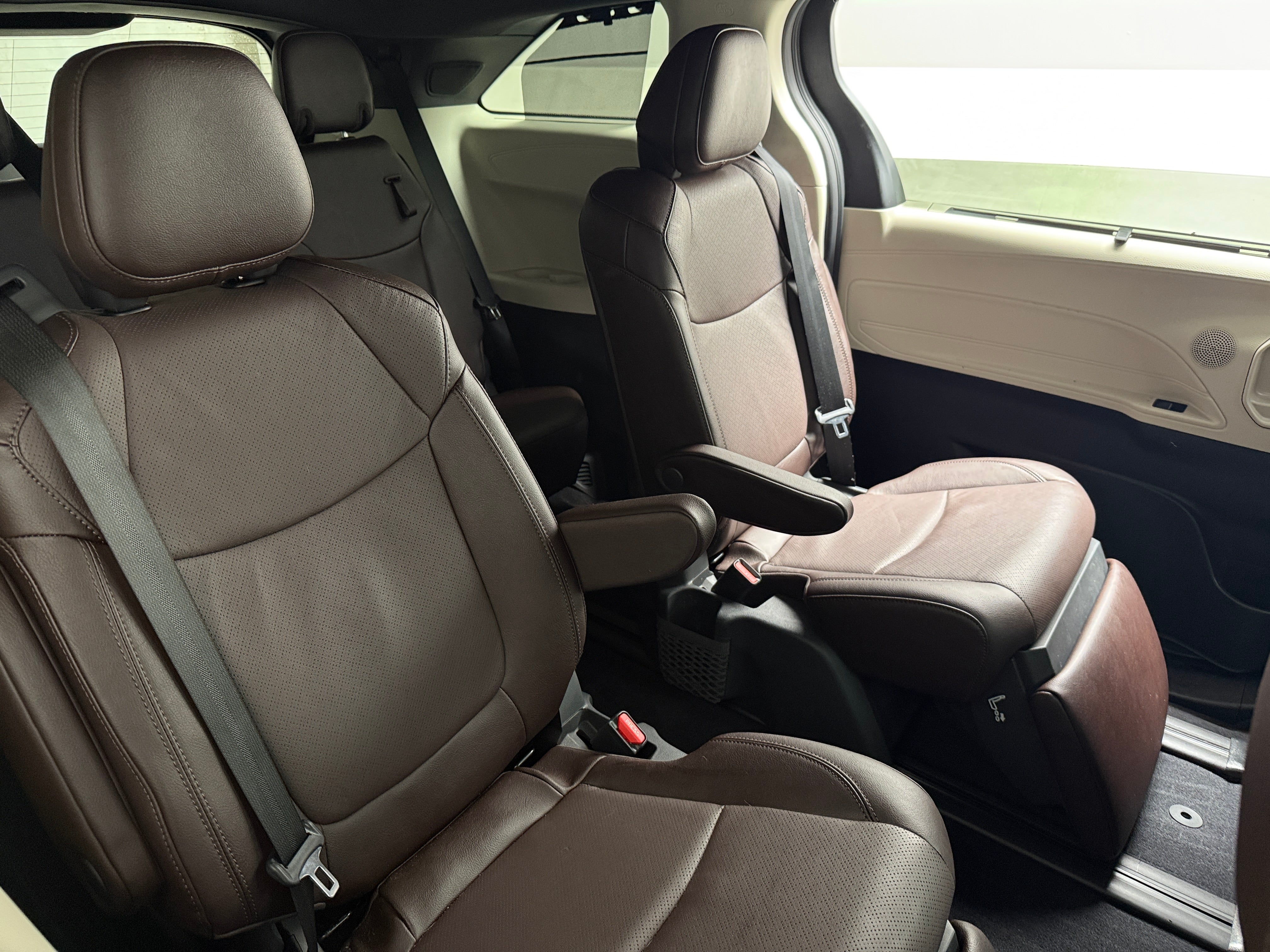 toyota sienna 2024 5TDESKFC8RS127408 image toyota sienna 2024 5TDESKFC8RS127408 image