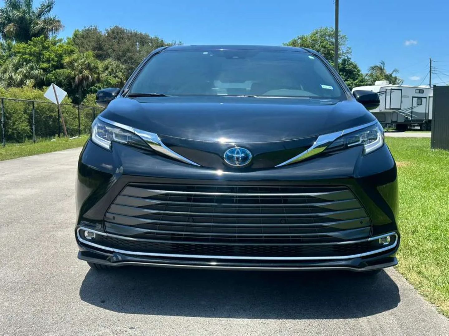 toyota sienna 2024 5TDCSKFC9RS146136 image toyota sienna 2024 5TDCSKFC9RS146136 image