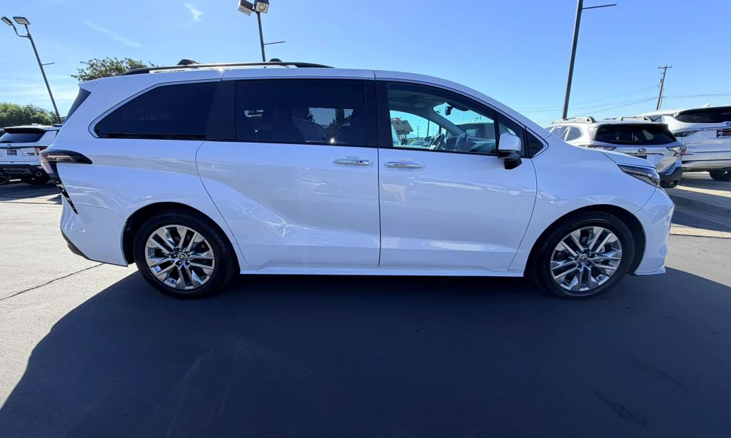 toyota sienna 2024 5TDJSKFC0RS151037 image toyota sienna 2024 5TDJSKFC0RS151037 image
