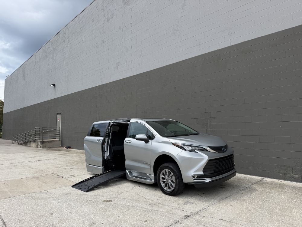 toyota sienna 2024 5TDJRKEC0RS196329 image toyota sienna 2024 5TDJRKEC0RS196329 image