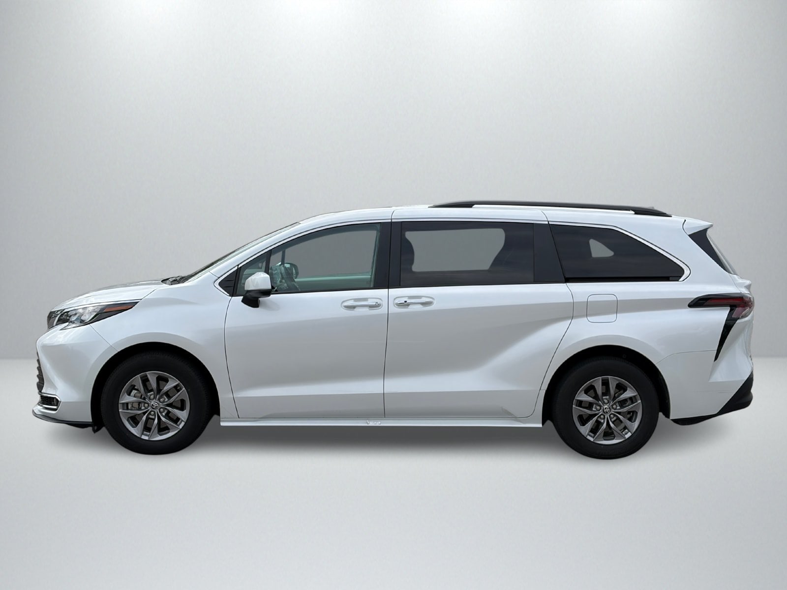 toyota sienna 2024 5TDYSKFCXRS115919 image toyota sienna 2024 5TDYSKFCXRS115919 image