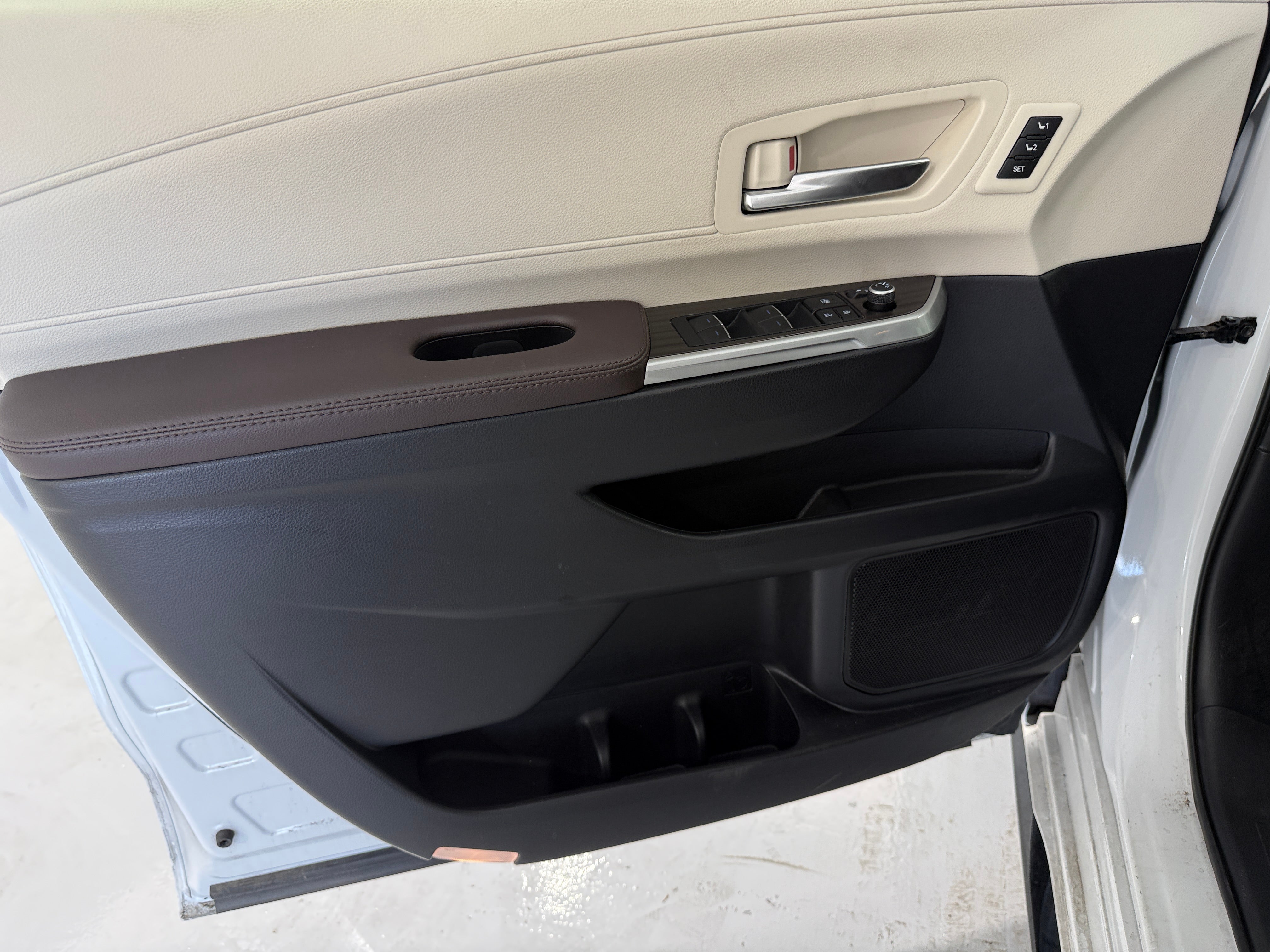 toyota sienna 2024 5TDESKFCXRS121965 image toyota sienna 2024 5TDESKFCXRS121965 image