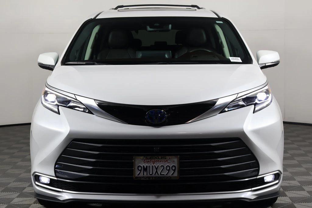 toyota sienna 2024 5TDERKEC0RS207041 image toyota sienna 2024 5TDERKEC0RS207041 image