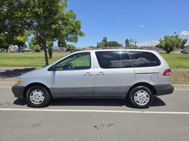 toyota sienna 2002 4T3ZF13C32U465565 image toyota sienna 2002 4T3ZF13C32U465565 image