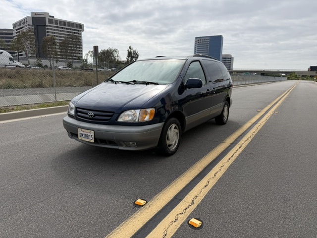 toyota sienna 2002 4T3ZF13C42U481595 image toyota sienna 2002 4T3ZF13C42U481595 image