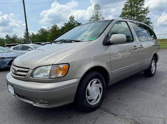 toyota sienna 2002 4T3ZF13C82U500472 image toyota sienna 2002 4T3ZF13C82U500472 image