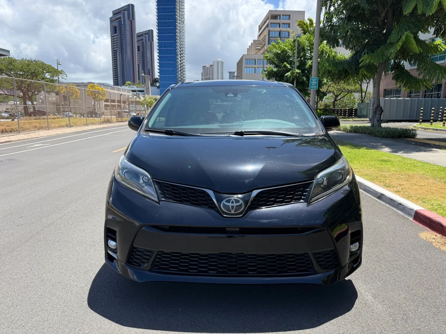toyota sienna 2020 5TDXZ3DC0LS063160 image toyota sienna 2020 5TDXZ3DC0LS063160 image