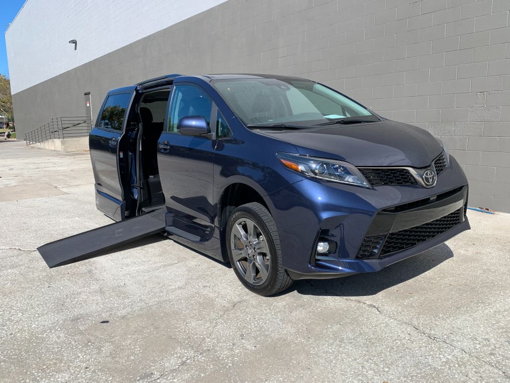 toyota sienna 2020 5TDXZ3DC3LS030962 image toyota sienna 2020 5TDXZ3DC3LS030962 image